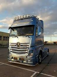 Mercedes Benz Actros Mp4 Gigaspace Tirlar Araba
