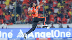 SRH Stuns CSK in Thrilling IPL Clash, Shifting Standings