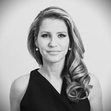 Krista Barnes's Instagram, Twitter & Facebook