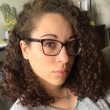 Ellie Lockett's Instagram, Twitter & Facebook