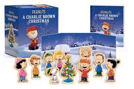 Freshen up your german with a schroeder book. Peanuts A Charlie Brown Christmas Wooden Collectible Set Rp Minis Schulz Charles M 9780762464098 Amazon Com Books