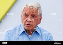 Rogerson hi-res stock photography and images