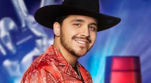 Christian Nodal estrena mansión de 15 millones de pesos