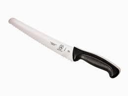 We tested 9 serrated knives to find the best one: The Best Bread Knife Costs 22 But Is Worth Its Weight In Gold Gold Bon Appetit