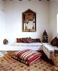 50 Fascinating Moroccan Vibe Style Living Room For Relaxing Livingroom Livingroomdesigns Livingroomdesignideas Moroccan Living Room Moroccan Interiors Home