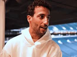 Ricciardo is racing — Hearts don't break around here