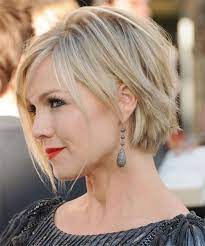 20 Layered Hairstyles For Short Hair Popular Haircuts Short Choppy Hair Short Hair Styles Short Hair Styles For Round Faces
