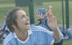 Liza Oneill's Instagram, Twitter & Facebook