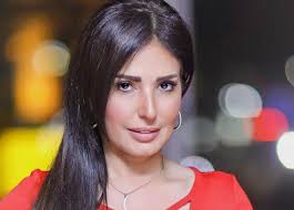 أمل رزق: شفائي من مرضي أدى إلى غضب الكثيرين