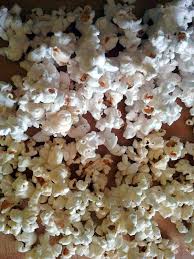 What Is The Difference Between Yellow And White Popcorn Eat Like No One Else White Popcorn Popcorn Homemade Popcorn