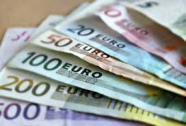 Fondurile de investiții distribuie unități de fond investitorilor care reprezintă de fapt o diviziune unitară a activului fondul de investiții erste equity românia administrat de erste asset managment investește minim 85% din activele pe care. Afla Ultimele Noutati Despre Erste Cotatii Fonduri De Investitii Wall Street