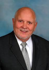 Robert Hardy Obituary