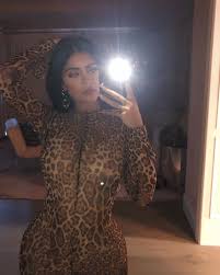 As a reminder this is what kylie's hair has looked like for much of the summer thus far: Kylie Cosmetics Summer Collection 2019 Has Launched Today