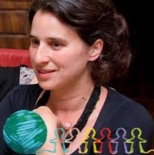 Las locas tenemos la manía de decir la verdad, no soy peligrosa por loca  sino por decir lo que no quieren escuchar.”