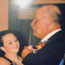 Samantha Sippy and Derek Monday's Wedding Website