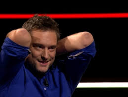 Gilles de coster (wilrijk, 17 november 1980) is een belgisch televisiepresentator en gewezen radiopresentator. Gilles De Coster Kroont Zich Tot Slimste Mens Ter Wereld Het Nieuwsblad Mobile