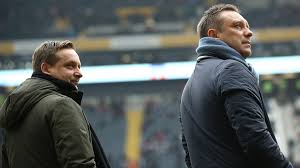 Alman kulübünden yapılan açıklamada, kulüp başkanı martin kind ve menajer horst heldt'in, takımın son aylardaki sportif gelişimini ve dün. Hannover Unruhe Soll Von Der Mannschaft Abgehalten Werden Goal Com