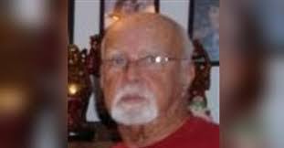 Donald Ream's Instagram, Twitter & Facebook