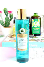 Mes Favoris Beaute Lecture De Juin Happiness Maker Beaute Aqua Magnifica Produits De Beaute