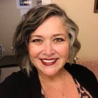 Melinda Gauthier's Instagram, Twitter & Facebook