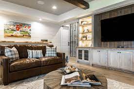 Cavender home theater is an authorized dish satellite television retailer specializing in satellite television and internet. 75 Beautiful Farmhouse Home Theater Pictures Ideas July 2021 Houzz
