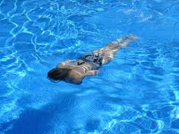 Le Meilleur Robot Piscine En 2020 Au Canada Comparatif Guide Et Avis