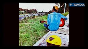 You can streaming and download for free here! Lagu Aishah Itu Saya Punya Razif Projector Band Hiburan Mstar