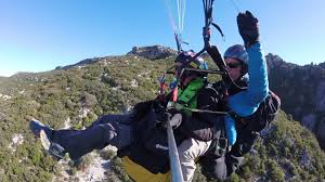 Whether you have 25 or 2000+ hours, our great value guided paragliding holidays are all about getting you the best opportunity to fly long into the evening. Tandem Paragliding High Sierras