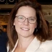 Angela Midkiff's Instagram, Twitter & Facebook