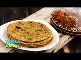 Theplas Are An Inherent Part Of Gujarati Meals And Are Used For Regular Meals Travelling And For Picnics Ea Recipes Cold Coffee Recipes Low Calorie Pancakes