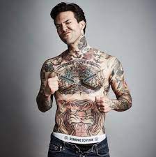 Male porn star with tattoos