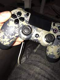 The ps4 controller with a green dot is the active controller and the ps4 controller without the green dot is the inactive one. Pin On Mads