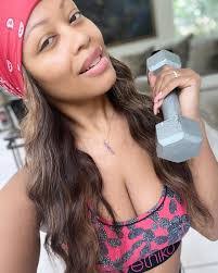 Brandi Williams's Instagram, Twitter & Facebook