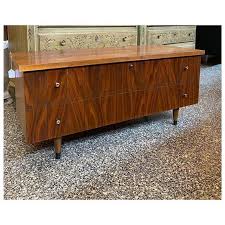 Whether you opt to keep some portions of the wood raw. Vintage Mid Century Modern Lane Cedar Chest 43 2 Length 16 6 Depth 19 4 Tall From Miss Pixies Of 14th Street Washington Dc Attic