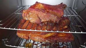 How to smoke a brisket in an electric smoker. Smokin Brisket On The Masterbuilt Youtube