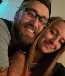 Alexis Faught's Instagram, Twitter & Facebook