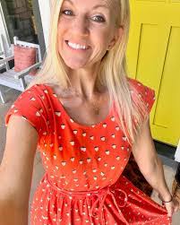 Dana Willard's Instagram, Twitter & Facebook