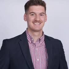 Jeff Martineau's Instagram, Twitter & Facebook