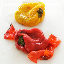 In questa guida andremo a scoprire i segreti e le dritte su come conservare i peperoni in modo sano e sicuro, per averli sempre a disposizione più a lungo e anche fuori stagione. Come Cucinare I Peperoni Sale Pepe