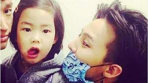 Download iqiyi app to watch the whole . G Dragon S Sweet Moments With Epik High S Tablo S Daughter Lee Haru Youtube