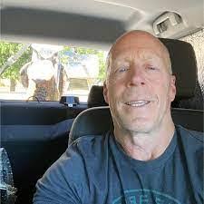 Ken Guffey's Instagram, Twitter & Facebook