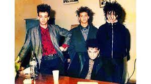 Me sentí muy mal, tuve falta de gusto y olfato el músico, amigo de charly garcía, relató la dramática situación que vivió después de su llegada de méxico. Fabian Zorrito Von Quintiero Sobre Soda Stereo Rock Hall Youtube