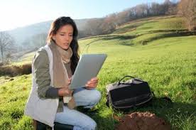 Get Paid To Help The Environment 7 Green Jobs With Salaries Up To 120 000 Environmental Science Major Biology Jobs Environmental Science