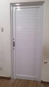 Pintu spandrel aluminium