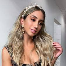 Hire Ashlee Lauren Tagged "Pink"