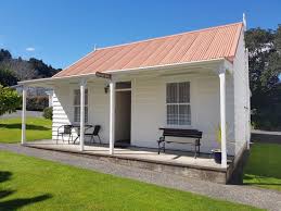 Mls® #k21004025 this funky cottage on charleston lake may be exactly what you've been looking for! Two Bedroom Cottage Picture Of Coromandel Cottages Tripadvisor