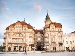 Cetatea oradea se numara printre ele. Obiective Turistice In Oradea Oradea