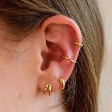 Simple Conch Hoop In Gold Astrid Miyu Conch Hoop Ear Jewelry Earings Piercings
