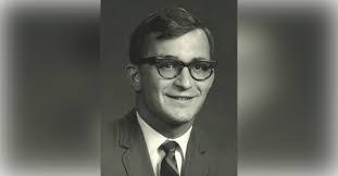 Bruce Goddard's Instagram, Twitter & Facebook