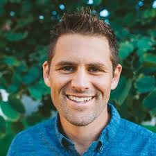 Scott Donnell's Instagram, Twitter & Facebook